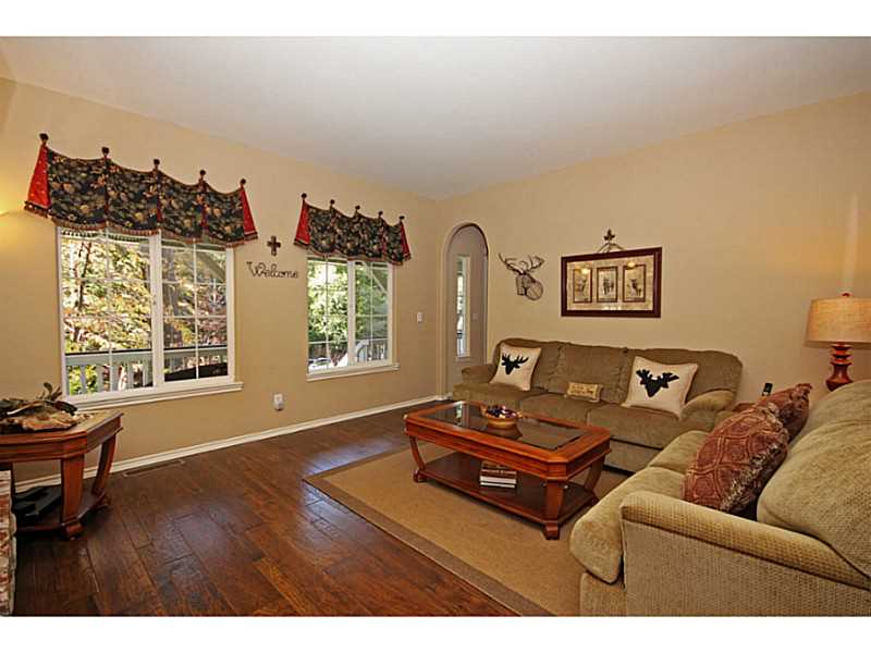 351 GARDEN, Lake Arrowhead, CA 92352