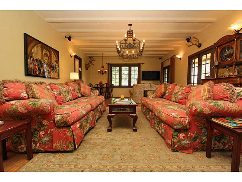 279 MITTRY LN, Lake Arrowhead, United States 92352