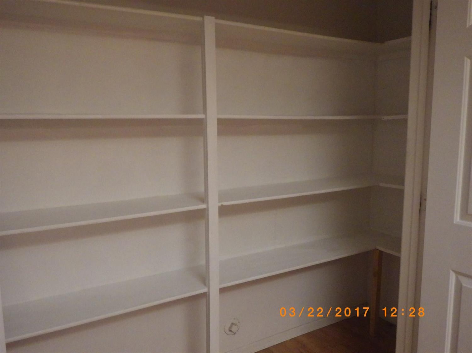 5425Gorgonio Rd, Phelan, CA 92371