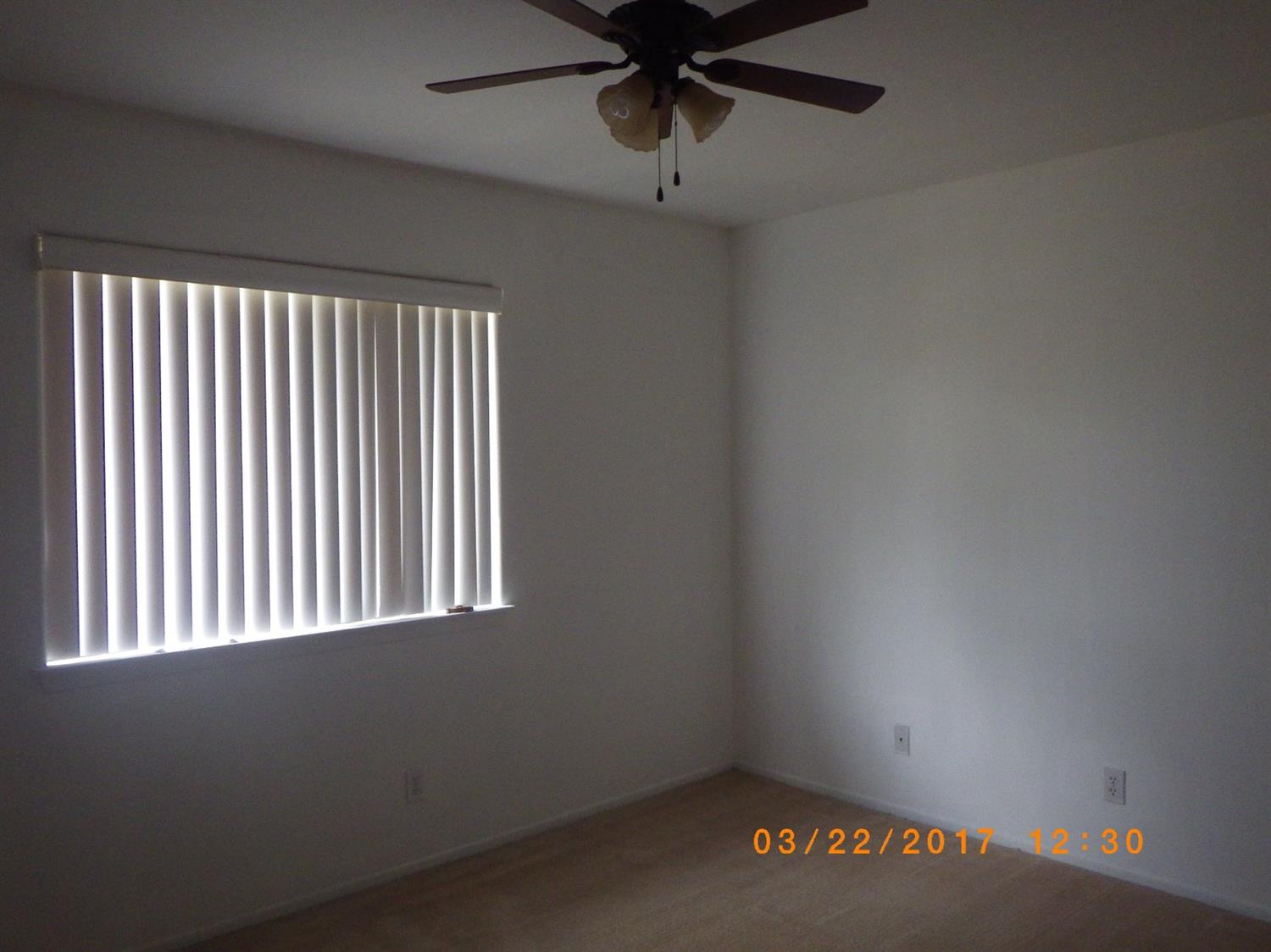 5425Gorgonio Rd, Phelan, CA 92371