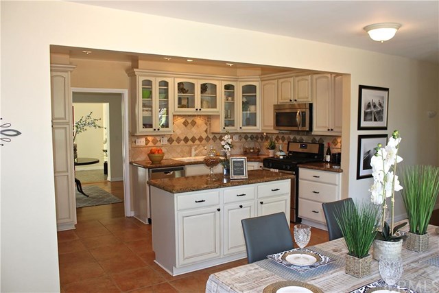 330 West Mariposa Drive, Redlands, CA 92373