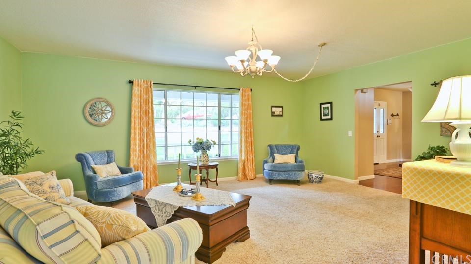 31091 East Sunset Drive North, Redlands, CA 92373