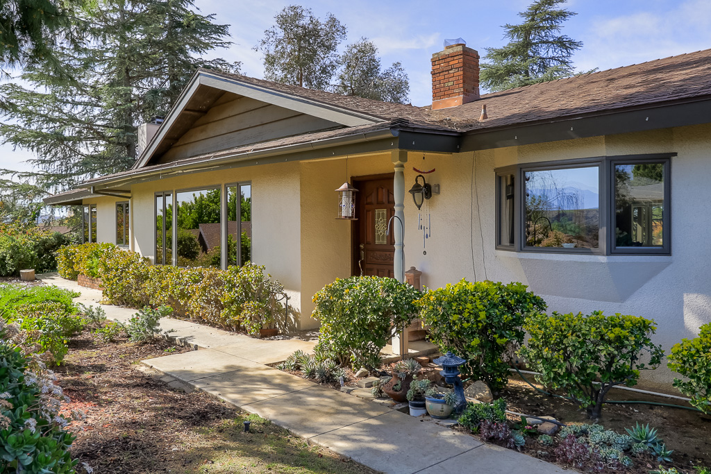 13050 South Ln., Redlands, United States 92373
