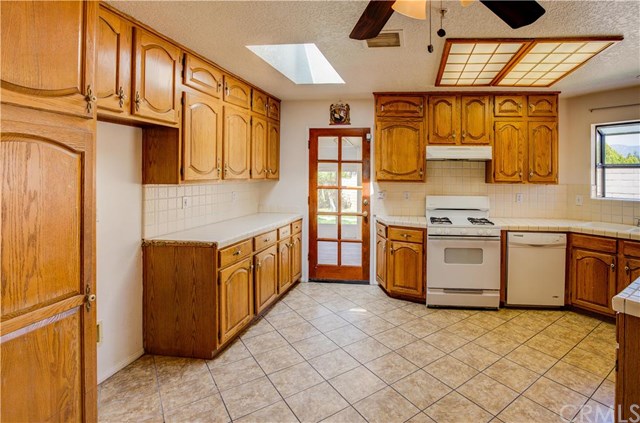 1309 Farview Lane, Redlands, CA 92374