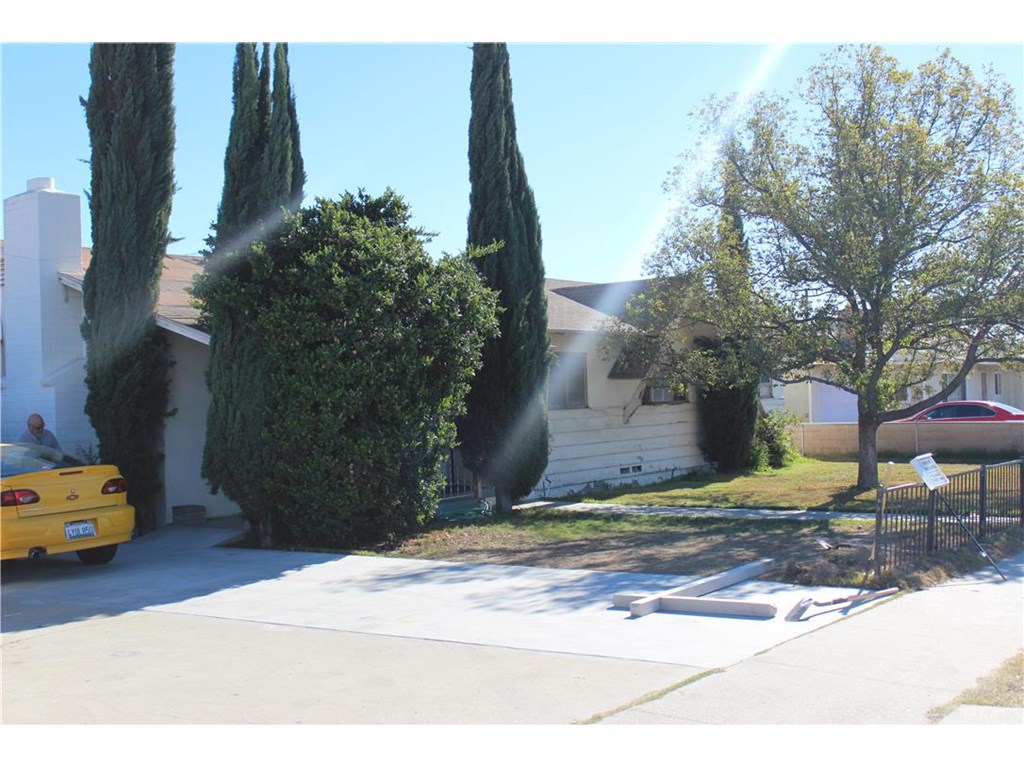 1073 N Riverside Avenue, Rialto, CA 92376