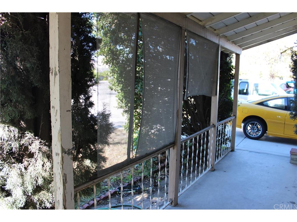 1073 N Riverside Avenue, Rialto, CA 92376