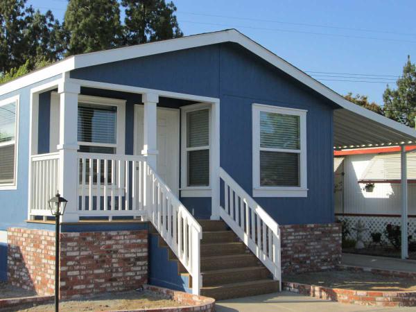 Capri Rialto Mobile Estates200 West San Bernardino AveRialto, CA 92376