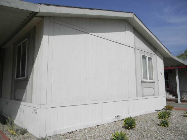 Capri Rialto Mobile Estates200 SAN BERNARDINO #106Rialto, CA 92376