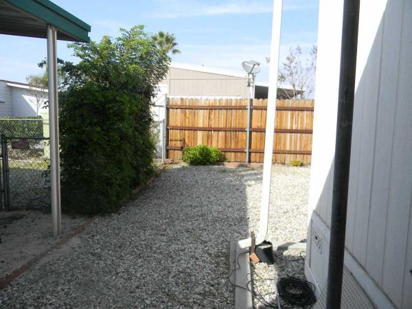 Capri Rialto Mobile Estates200 SAN BERNARDINO #106Rialto, CA 92376