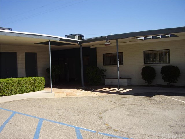 649 E Foothill Boulevard, Rialto, CA 92376