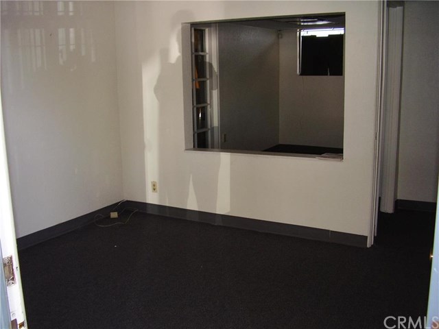 649 E Foothill Boulevard, Rialto, CA 92376