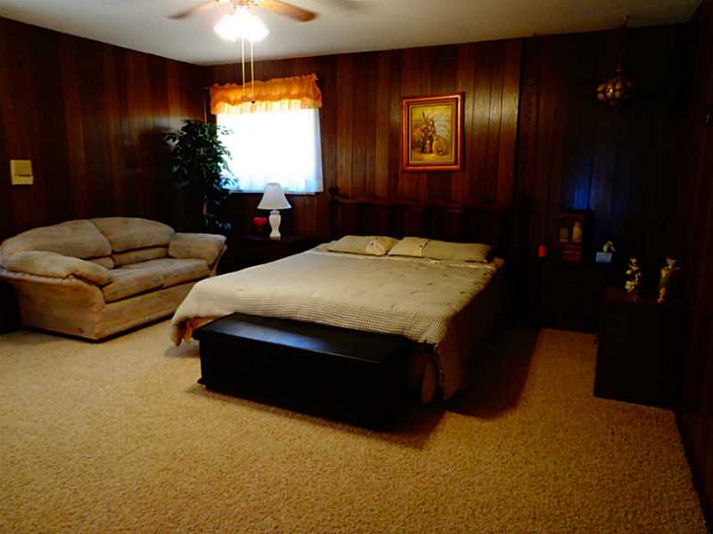 30461 LIVE OAK, Running Springs, CA 92382