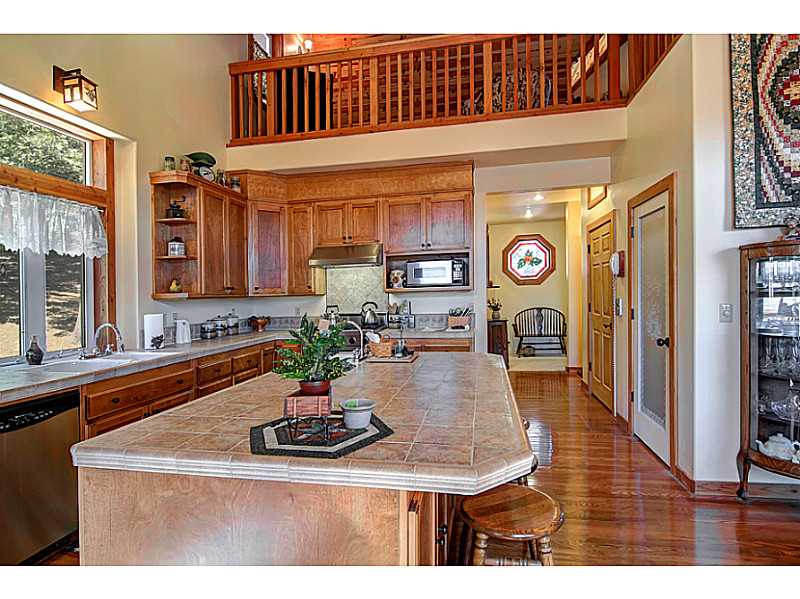 712 FERN ROAD, Lake Arrowhead, CA 92385