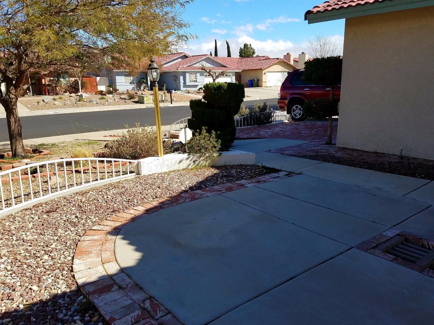 Victorville, CA 92392