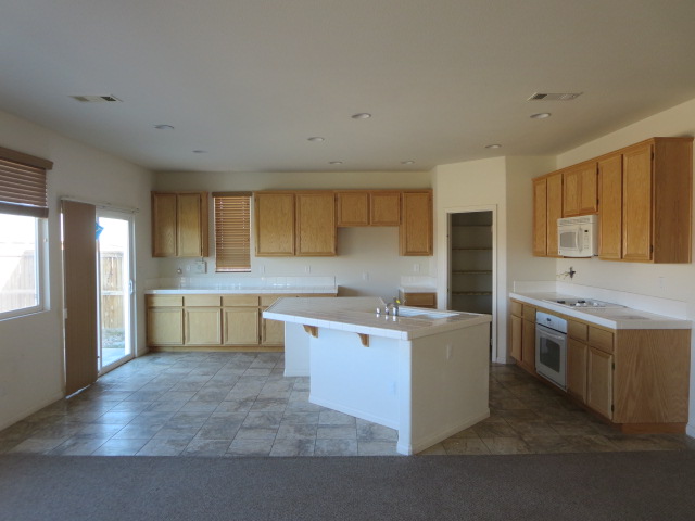 13858 Hidden Pines CtVictorville, CA, 92392San Bernardino County
