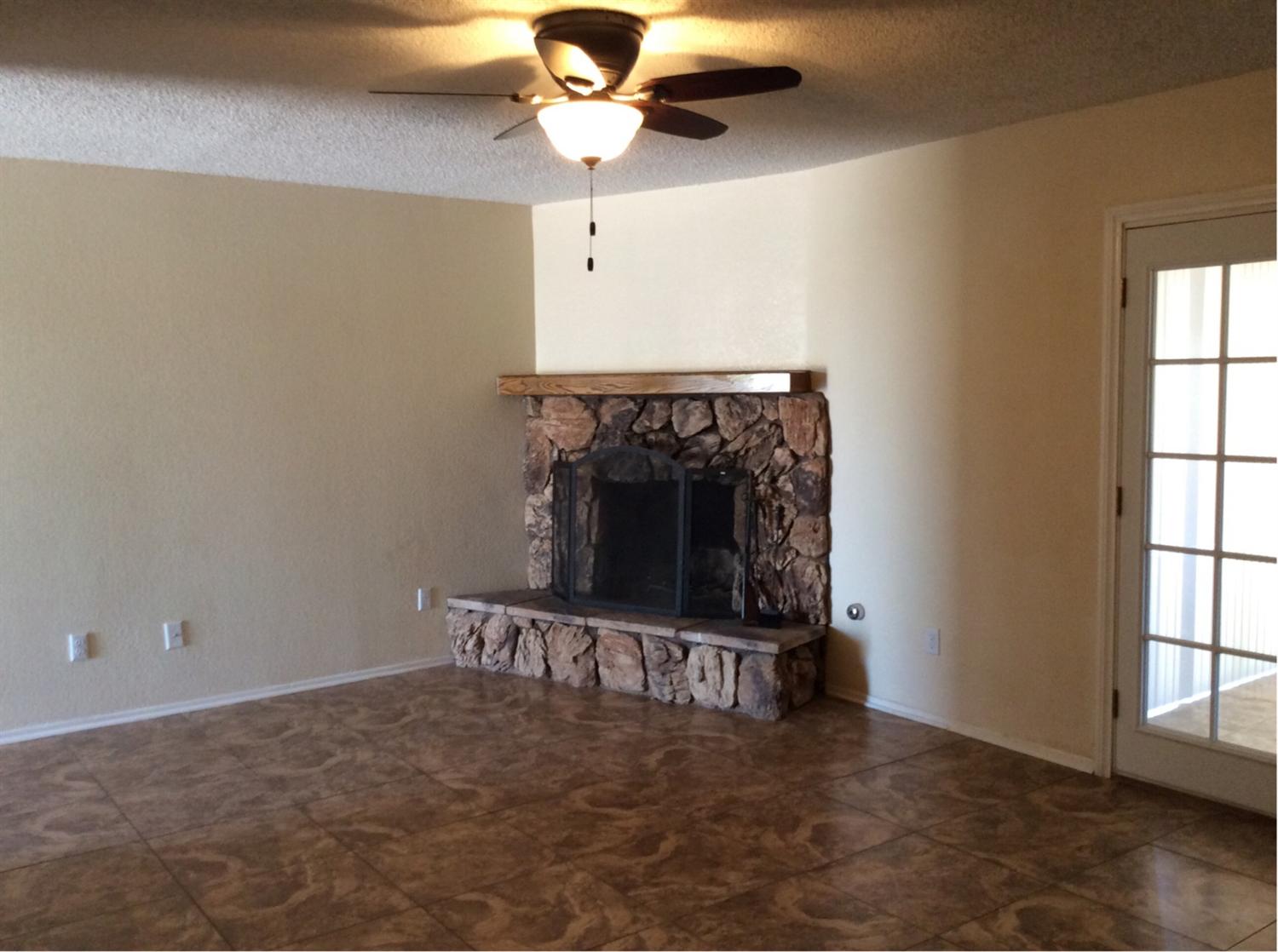15193Maricopa Road, Victorville, CA 92392