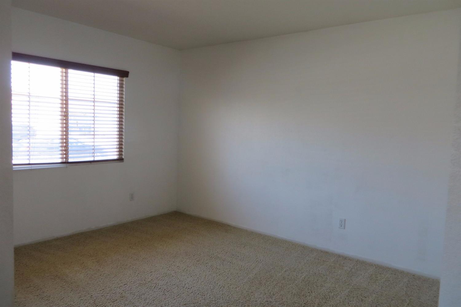 11979Pepperwood Street, Victorville, CA 92392