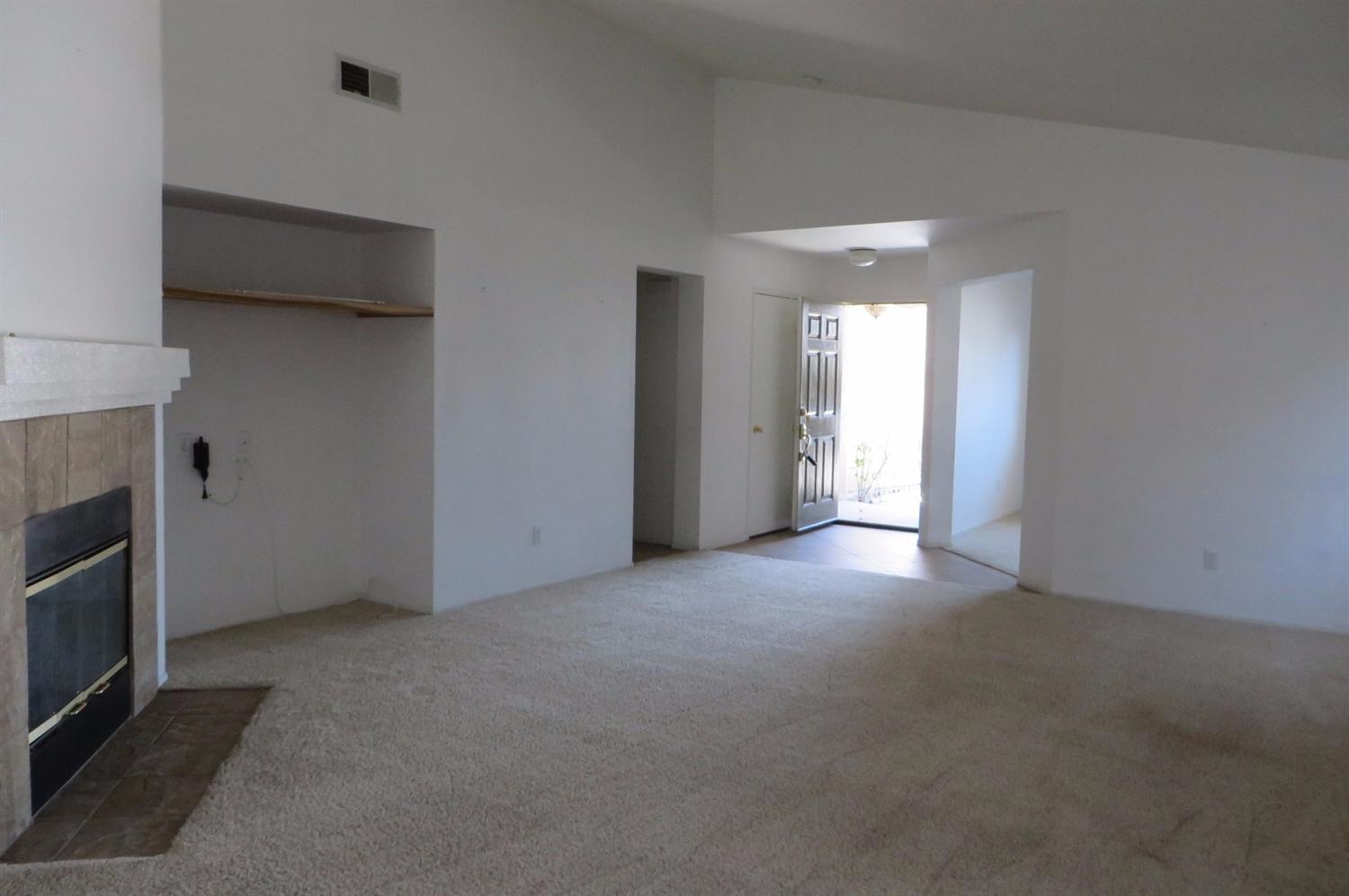 11979Pepperwood Street, Victorville, CA 92392