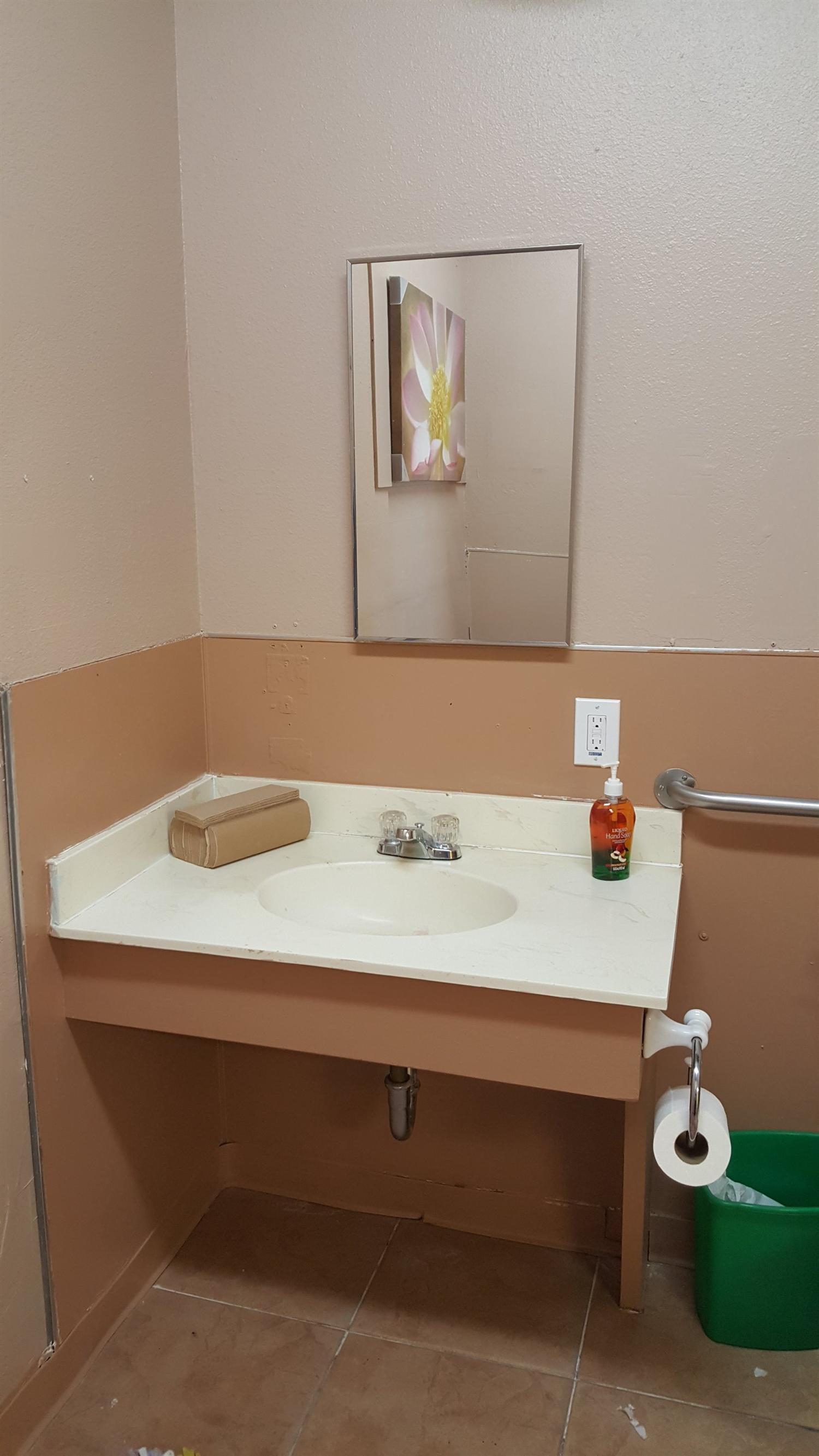 15421Village Drive, Victorville, CA 92394