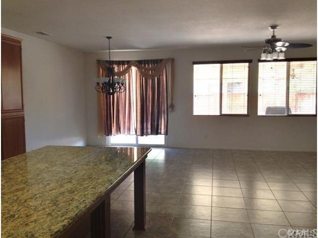 15286 Riverview Lane, Victorville, CA 92394