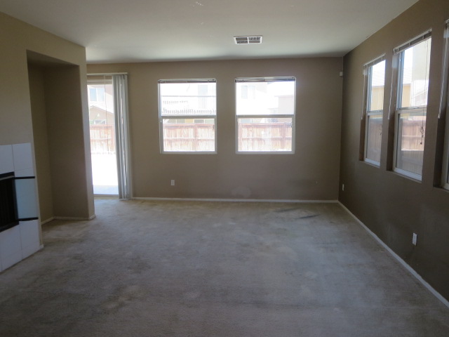 14389 Castle Peaks StVictorville, CA, 92394San Bernardino County