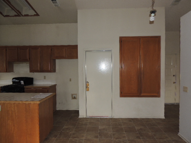12432 Softwind DrVictorville, CA, 92395San Bernardino County