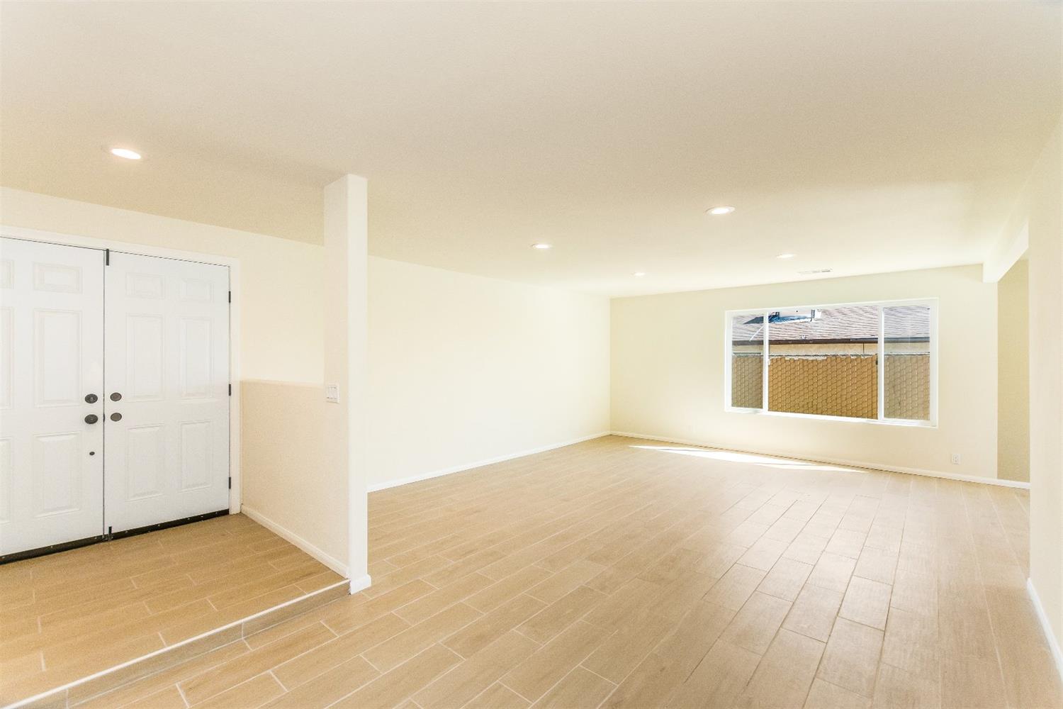 Victorville, CA 92395