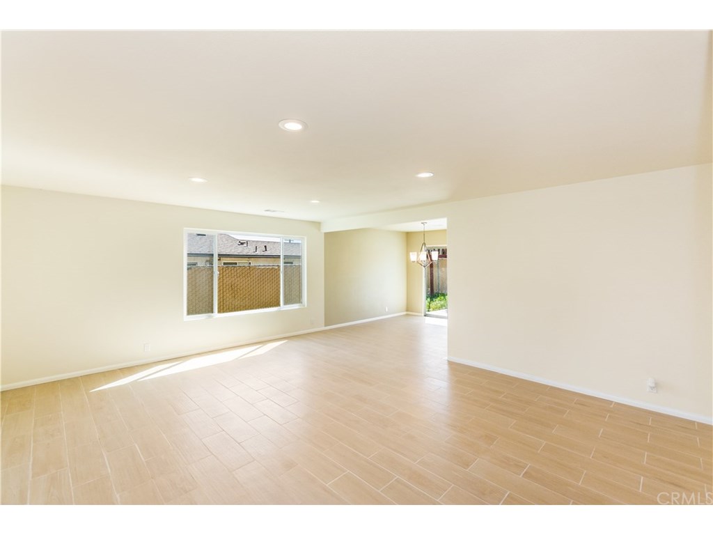 15605 Tamarack Drive, Victorville, CA 92395