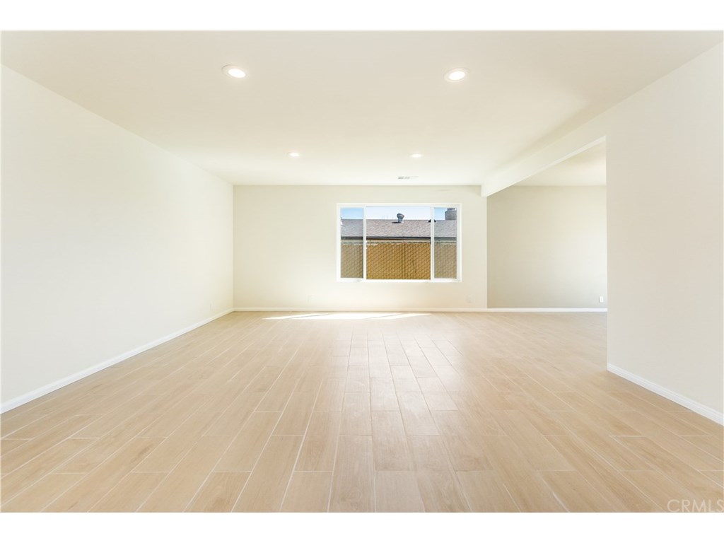 15605 Tamarack Drive, Victorville, CA 92395