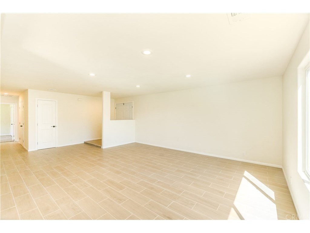 15605 Tamarack Drive, Victorville, CA 92395