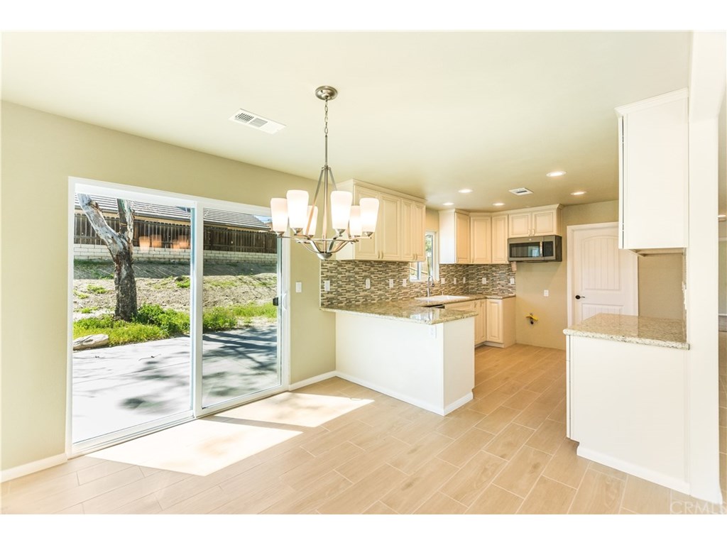 15605 Tamarack Drive, Victorville, CA 92395