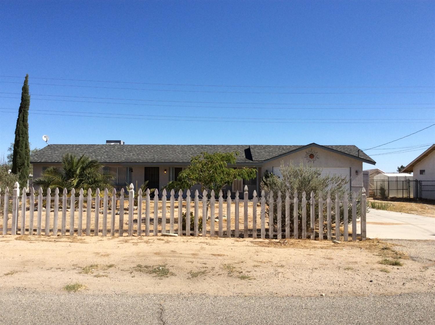 15858Jasmine Street, Victorville, CA 92395