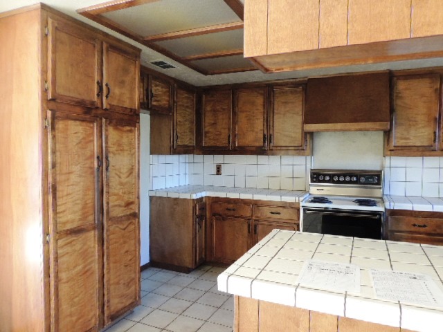 13015 Tamarisk RoadVictorville, CA, 92395San Bernardino County