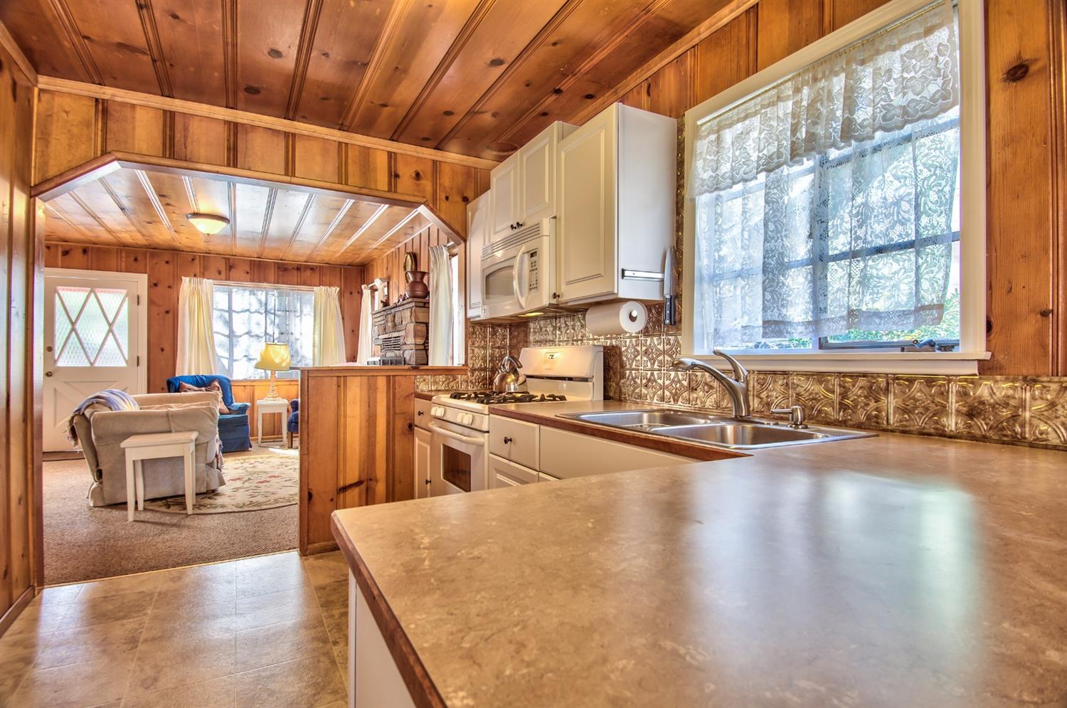 Wrightwood, CA 92397