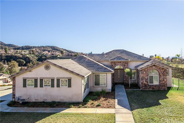 13010 Redwood Lane, Yucaipa, CA 92399