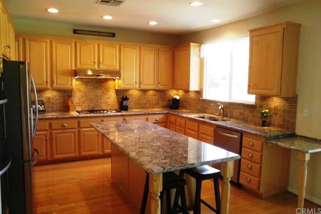 38806 Pomo Court, Yucaipa, CA 92399