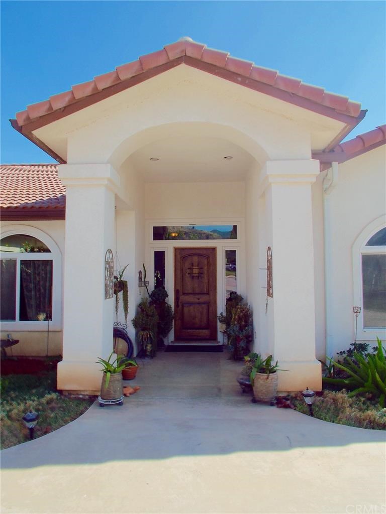 10022 Walnut Tree Lane, Yucaipa, CA 92399