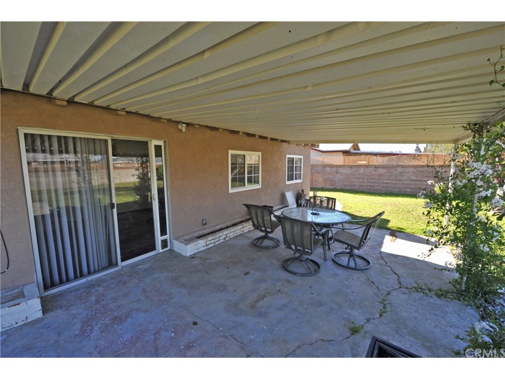6826 Elmwood Road, San Bernardino, CA 92404