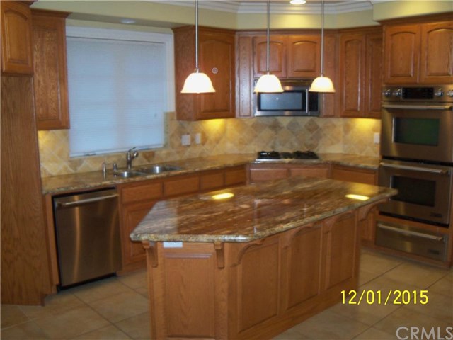 23648 Hillview Road, San Bernardino, CA 92404