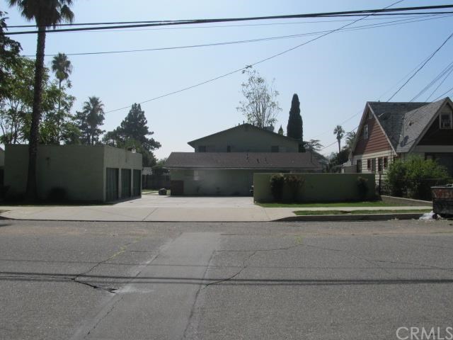 433 W 44th Street, San Bernardino, CA 92407