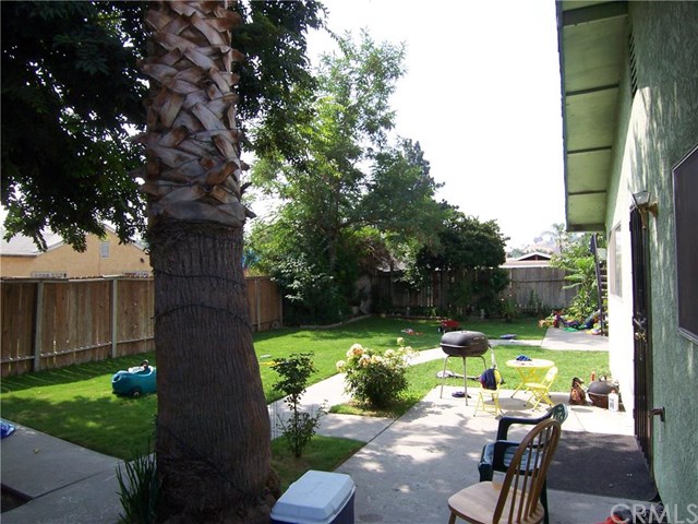 433 W 44th Street, San Bernardino, CA 92407
