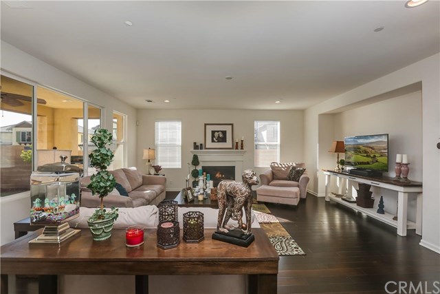10944 Playa Del Sol, Riverside, CA 92503