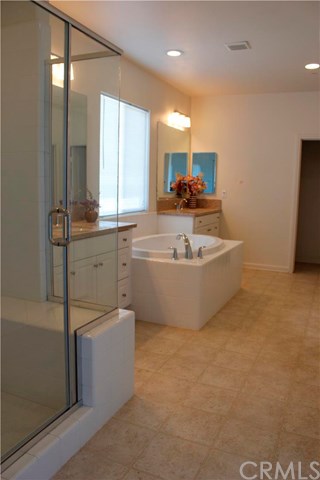 3251 Vista Pointe, Riverside, CA 92503