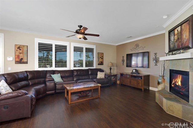 17222 Woodentree Lane, Riverside, CA 92503