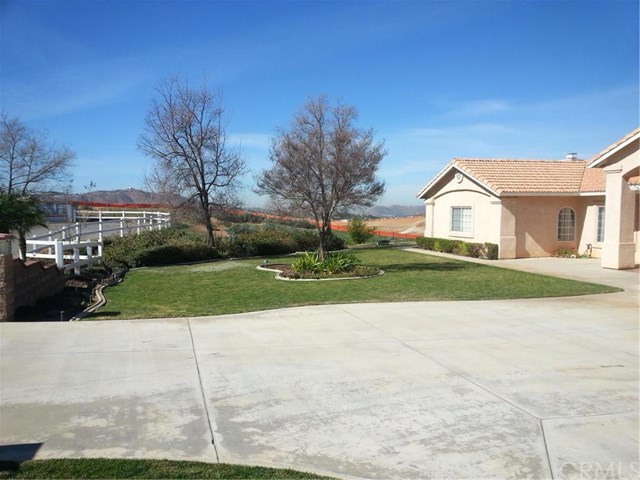 14040 Rock Place, Riverside, CA 92503