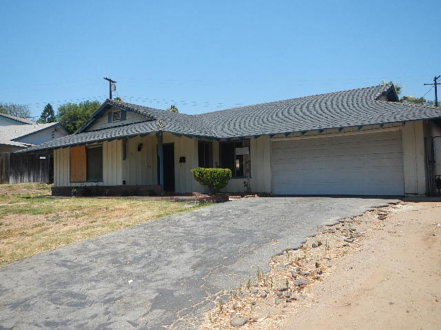 5851 Crystal Hill StreetRiverside, CA, 92504Riverside County