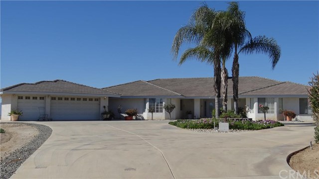 16105 Perry Heights Drive, Riverside, CA 92504