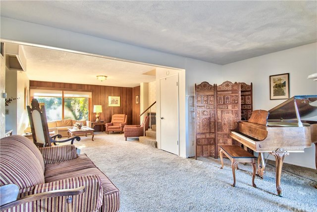 5433 Provence Place, Riverside, CA 92506