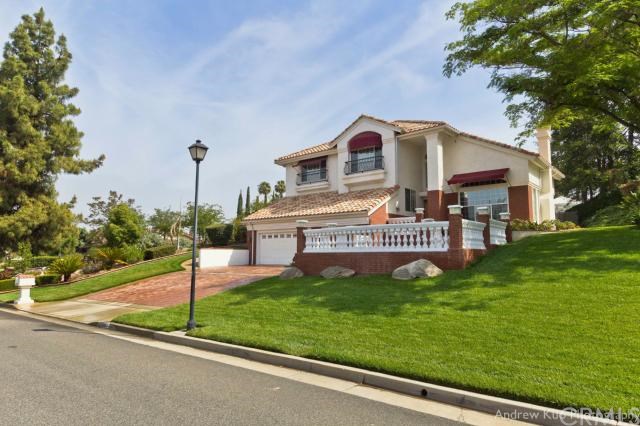 2085 Westminster Drive, Riverside, United States 92506
