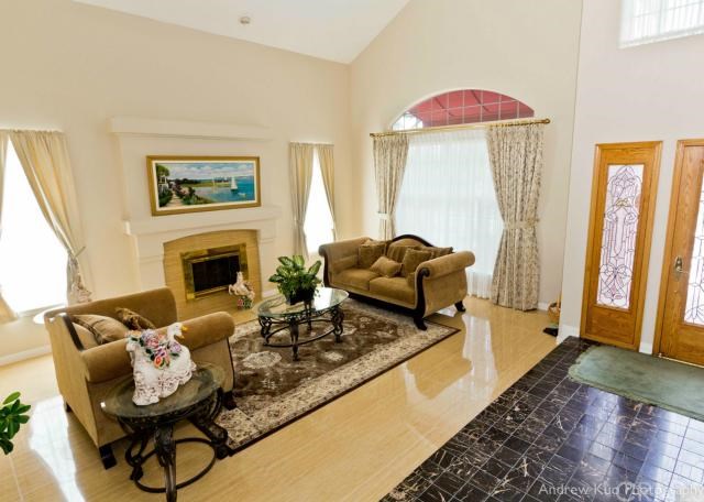 2085 Westminster Drive, Riverside, United States 92506